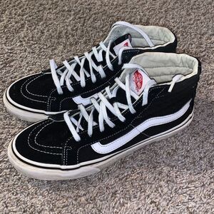 Men’s Vans Black High Top Classic Shoes Sneakers size 6